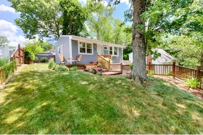 11 Liberty Dr, Shrewsbury, MA 01545 - Photo 4