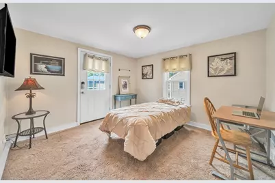 51 Barrington Rd, Longmeadow, MA 01106 - Photo 10