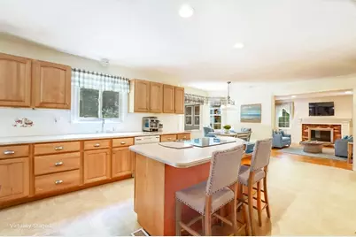 48 Mill Pond Cir, Milford, MA 01757 - Photo 18