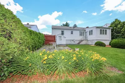 18 Fleming, Malden, MA 02148 - Photo 32