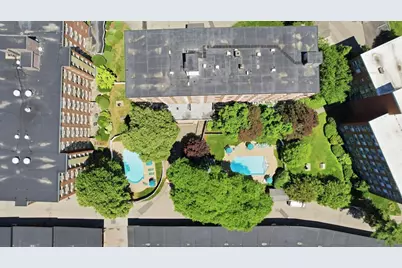 20 Hammond Pond Pkway #201, Newton, MA 02467 - Photo 28