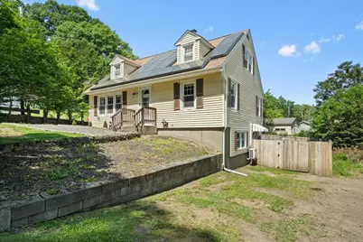 328 Stafford St, Leicester, MA 01611 - Photo 2