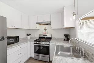 9 Deerfield Rd, Yarmouth, MA 02673 - Photo 14