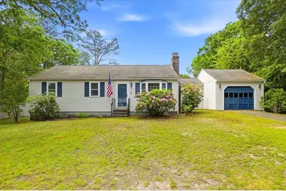 9 Deerfield Rd, Yarmouth, MA 02673 - Photo 2