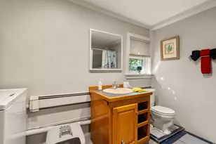10 Hopkinton Rd, Upton, MA 01568 - Photo 22