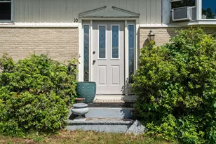 10 Hopkinton Rd, Upton, MA 01568 - Photo 2
