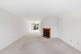 18 Woodview Dr, Falmouth, MA 02540 - Photo 4