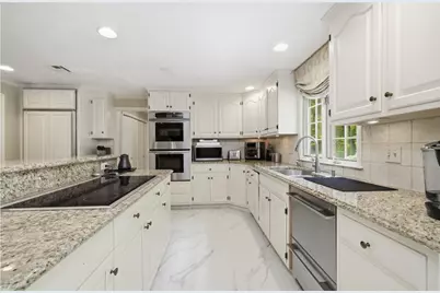 10 Donnelly Drive, Medfield, MA 02052 - Photo 6