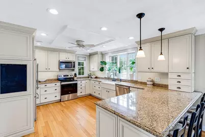 54 Old Merrill St, Amesbury, MA 01913 - Photo 12