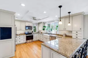 54 Old Merrill St, Amesbury, MA 01913 - Photo 12