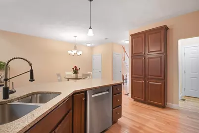 129 Afra #129, West Boylston, MA 01583 - Photo 8