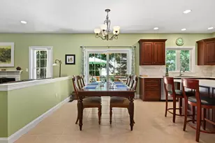 30 Cedarview Cir, Milford, MA 01757 - Photo 10