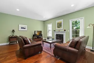30 Cedarview Cir, Milford, MA 01757 - Photo 4