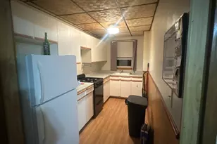 33 Malvey St, New Bedford, MA 02720 - Photo 2