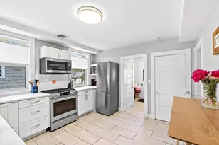 50 Beechwood Ave, Watertown, MA 02472 - Photo 10