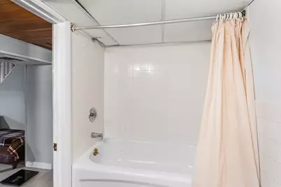 104 College Farm Rd, Waltham, MA 02451 - Photo 20