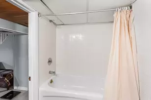 104 College Farm Rd, Waltham, MA 02451 - Photo 20