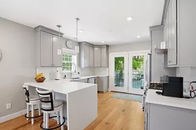 21 Chickatawbut Street #1, Boston, MA 02122 - Photo 10