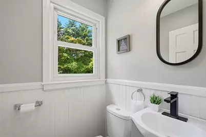 35 North Ave, Mendon, MA 01756 - Photo 14