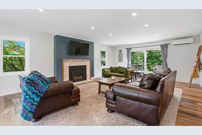 35 North Ave, Mendon, MA 01756 - Photo 16