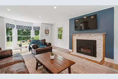 35 North Ave, Mendon, MA 01756 - Photo 18