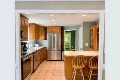 2 Stone Dr, Northborough, MA 01532 - Photo 4