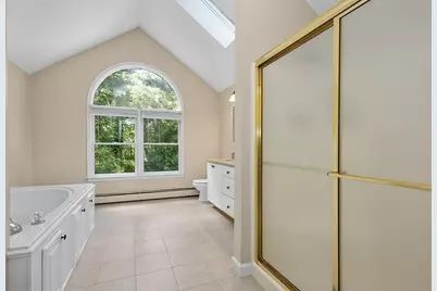 65 Woods Xing, Holliston, MA 01746 - Photo 20