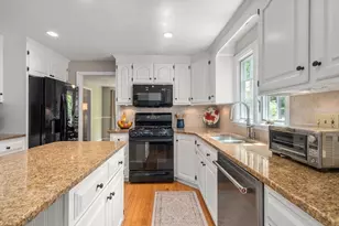 2 Angelo Way, Franklin, MA 02038 - Photo 10