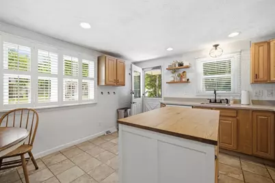 82 Twelfth Ave, Brockton, MA 02302 - Photo 6