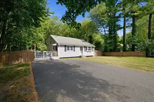 82 12th Ave, Brockton, MA 02302 - Photo 2