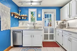 43 Russell St, Boston, MA 02129 - Photo 8