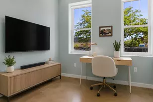 960 Broadway, Chelsea, MA 02150 - Photo 8