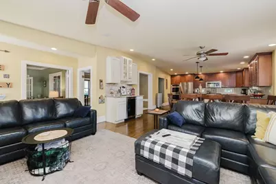 99 Pleasant St, Mansfield, MA 02048 - Photo 6