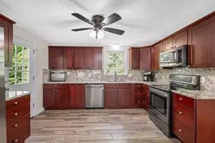 10 Newark Ave, Wilmington, MA 01887 - Photo 4
