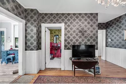 415 Maple St, Springfield, MA 01105 - Photo 8