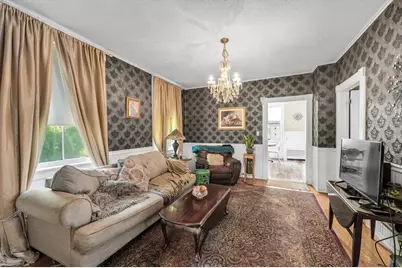 415 Maple St, Springfield, MA 01105 - Photo 4