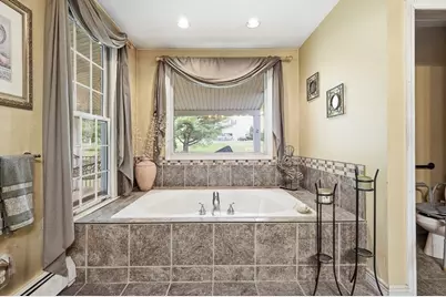 227 Eight Lots Rd, Sutton, MA 01590 - Photo 14