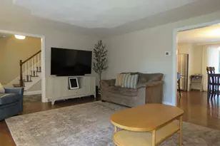 14 Willow St, Stoughton, MA 02072 - Photo 12