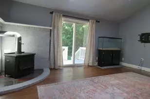 14 Willow St, Stoughton, MA 02072 - Photo 10