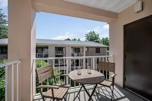 14 Bourbon St, Peabody, MA 01960 - Photo 6