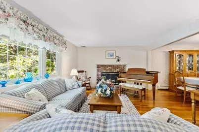 22 Marrett, Burlington, MA 01803 - Photo 4