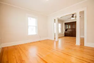 26 Sterling St, Worcester, MA 01610 - Photo 10