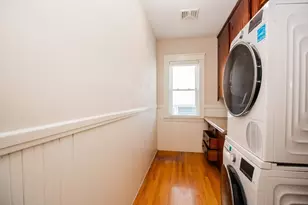 26 Sterling St, Worcester, MA 01610 - Photo 14