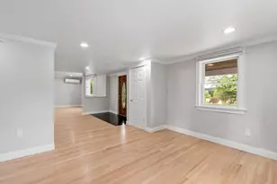 92 Hosmer St, Hudson, MA 01749 - Photo 4
