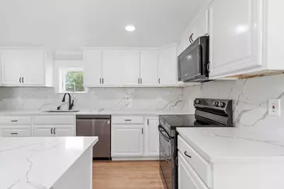 92 Hosmer Street, Hudson, MA 01749 - Photo 10