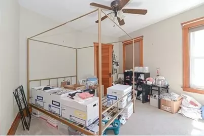 1053 Pleasant St #1, Worcester, MA 01602 - Photo 8