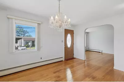 7 Dewey Avenue, Woburn, MA 01801 - Photo 4