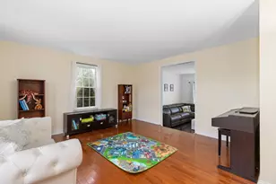1 Mark Dr, Fairhaven, MA 02719 - Photo 4