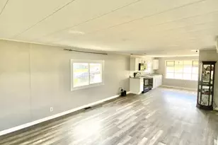 281 Chauncey Walker, Belchertown, MA 01007 - Photo 6