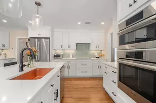 10 Steven Ln, Medfield, MA 02052 - Photo 4